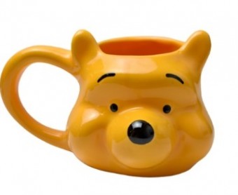 10024889 CANECA FORMATO 3D 500ML POOH   :SEM GTIN