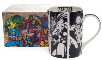 0100204460000001 CANECA RETA DREAM MUG 460ML MARVEL PRETA E BRANCA.Ean :7898475609452