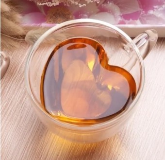 26673 Jogo de 2 xicaras coracao parede dupla em vidro borossilicato 230ml