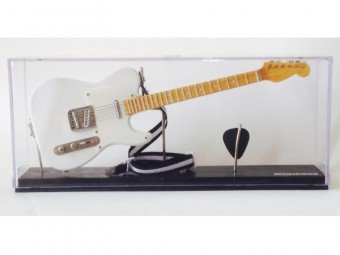 21 Guitarra telecaster caixa acrilico