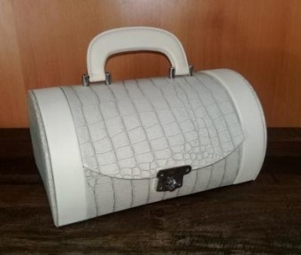 (153045) DYY06 MALETA PORTA JOIA