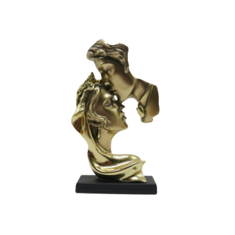 16-077 ESTATUETA CASAL SE BEIJANDO