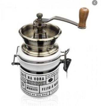 PI3352Y MOEDOR DE CAFE FEITO A MAO