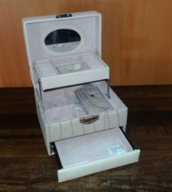 (153040) DYY09 MALETA PORTA JOIA