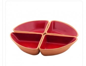 24510 Jogo de 4 petisqueiras triangulares Aldeia em ceramica 190ml L15xP10xA3,5cm cor bordo