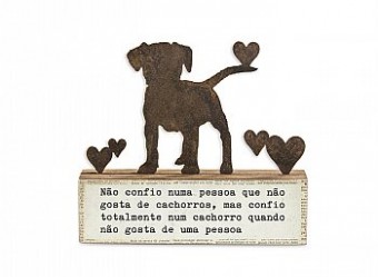 Fe622 escultura de mesa não confio numa pessoa...