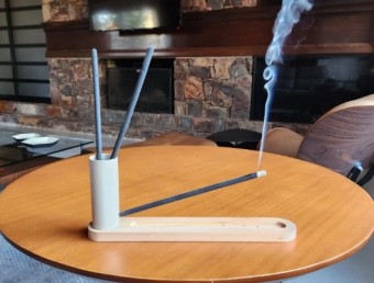 03374009 PORTA INCENSO NAMASTE