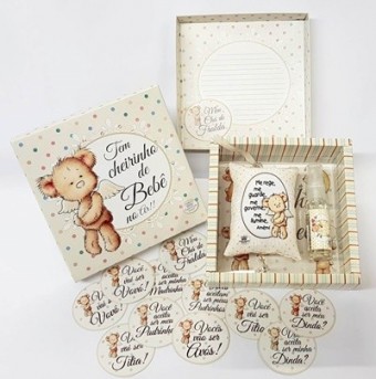 CC04 CAIXA CONVITE NEUTRO BEBÊ 17,5X17,5X6